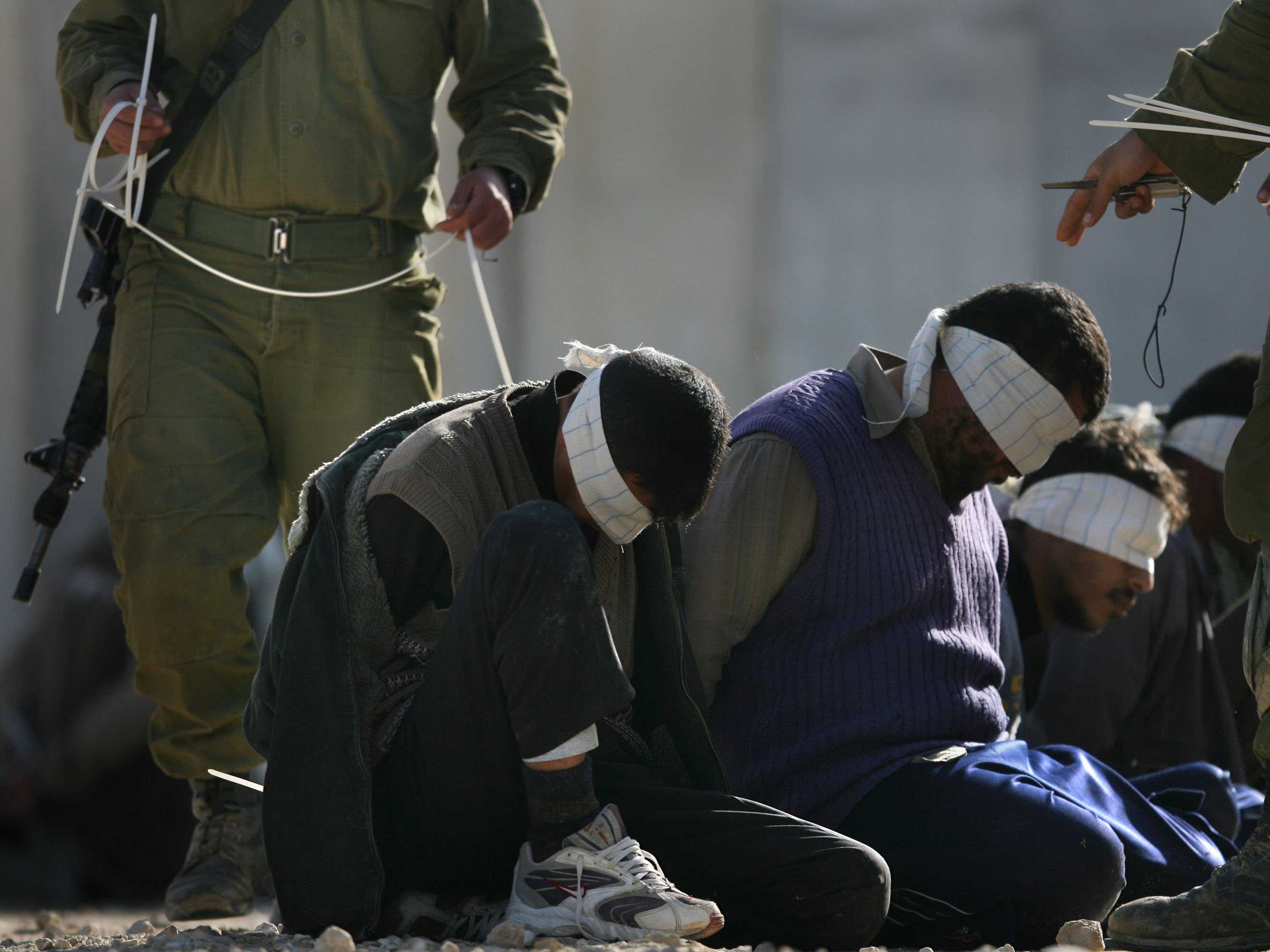 Risultati immagini per prigionieri palestinesi immagini