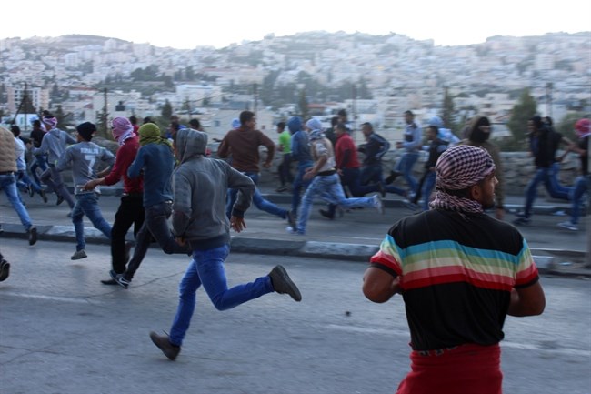 Venerdì, 5 Palestinesi uccisi e 150 feriti dalle forze israeliane