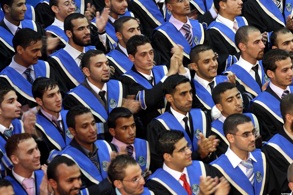 gaza-palestinian-students-graduates-graduation-ceremony-3