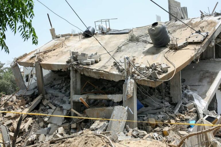 Israele continua a bombardare la Striscia di Gaza per il quinto giorno consecutivo
