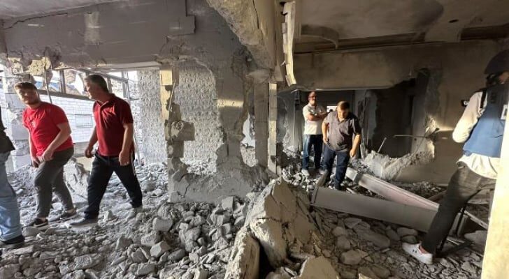 Punizione collettiva: le IOF fanno saltare in aria la casa della famiglia di un prigioniero palestinese