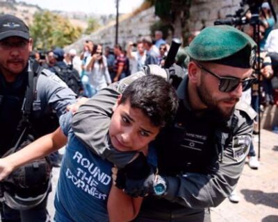 Rapporto Save the Children: “L’esperienza dei bambini palestinesi nel sistema di detenzione militare israeliano”