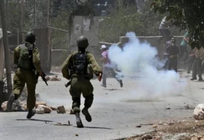 Le forze di occupazione prendono d’assalto Beita, tra violenti scontri