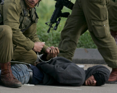Pogrom israeliani contro i Palestinesi in Cisgiordania: 1215 arrestati in 17 giorni