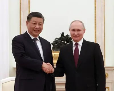 Pepe Escobar – La “pazienza strategica” sino-russa spegnerà l’incendio in Asia occidentale?