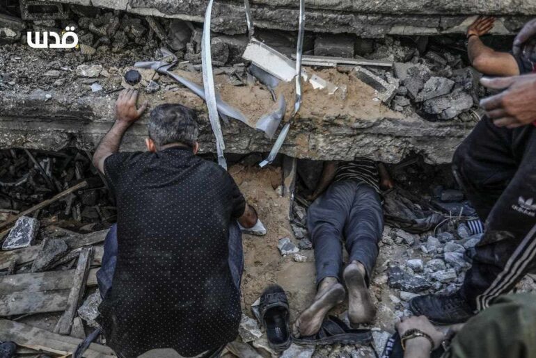 Genocidio israelo-occidentale a Gaza. 26 giorni di ininterrotti bombardamenti