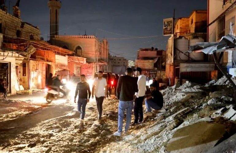 Tre palestinesi uccisi e 15 feriti in un attacco di droni a Jenin. Assaltato l’ospedale Ibn Sina