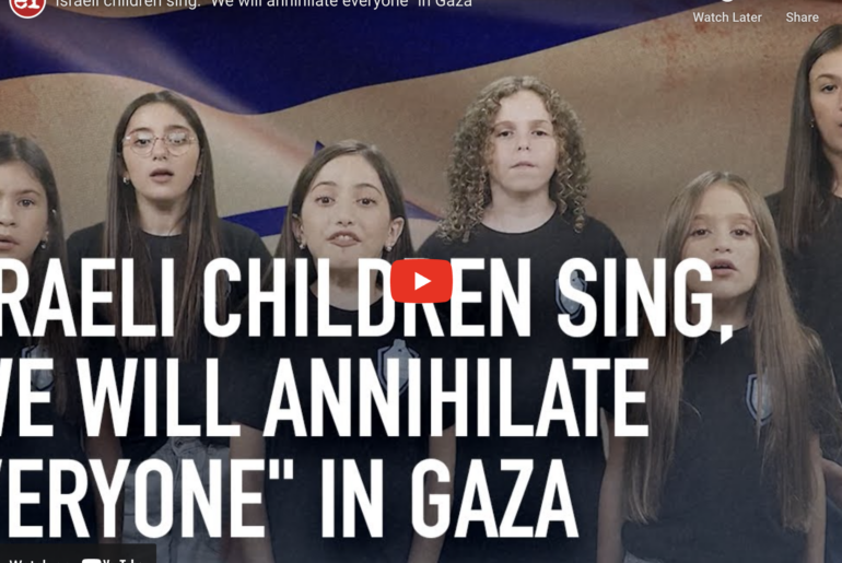 Piccoli nazisti crescono: bambini israeliani cantano per “l’annientamento totale di Gaza”. Il video