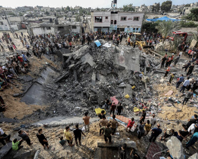 Genocidio israelo-statunitense a Gaza: 63° giorno. Decine di morti e feriti. Nel mirino sfollati, medici e ospedali