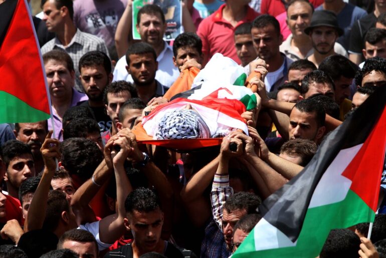 3 palestinesi sono stati uccisi dai proiettili delle forze di occupazione nei campi di Al-Far’a, Tammun e Jenin