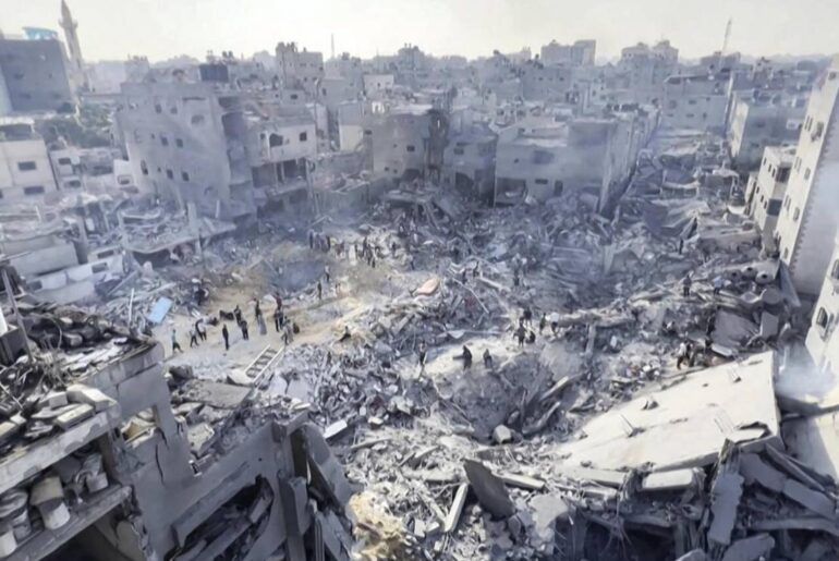 Genocidio israelo-statunitense a Gaza: 106° giorno. 1.000 palestinesi uccisi in una settimana. Bilancio: 24.762 morti